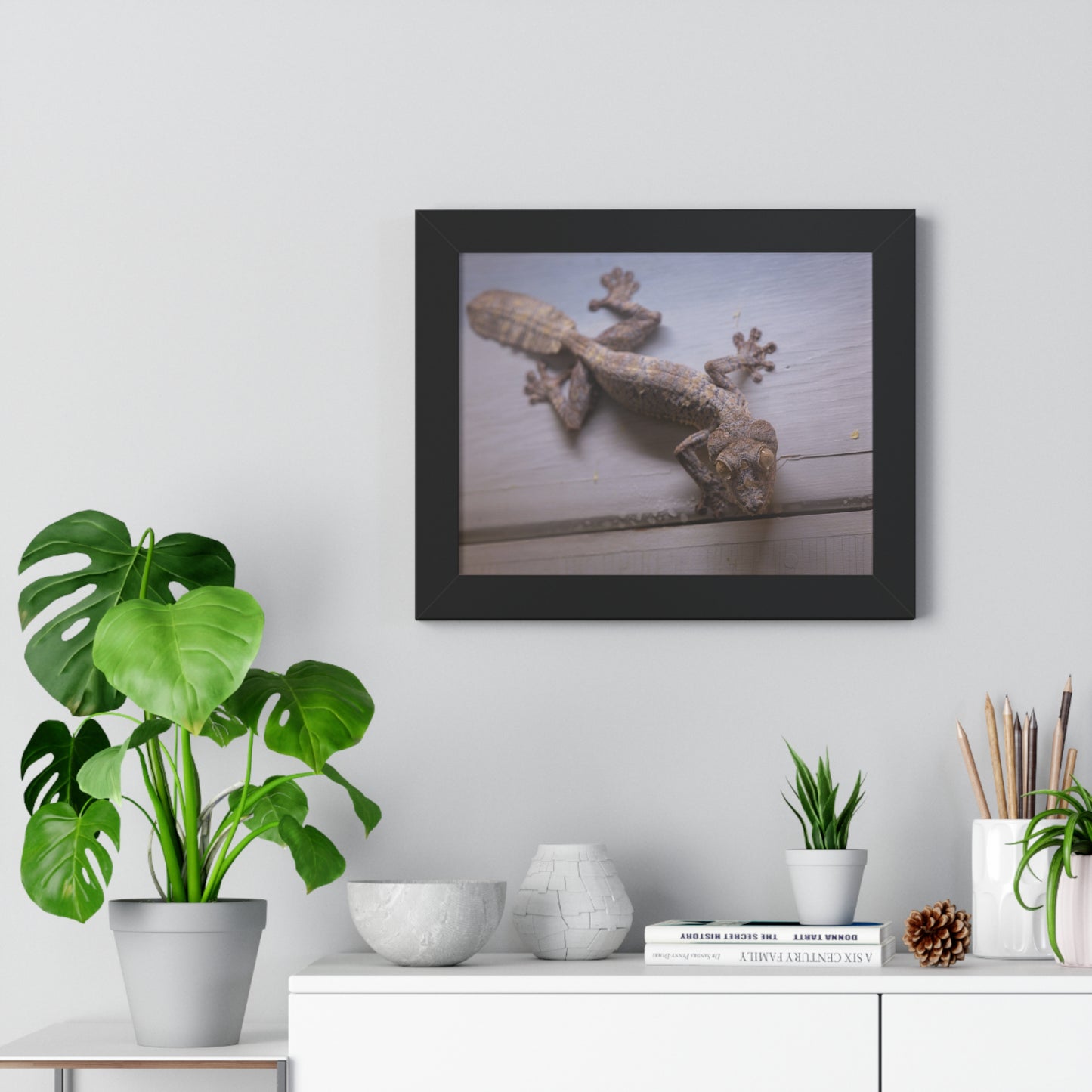 Nature's Camouflage: A Gecko at Rest - Framed Photography Print